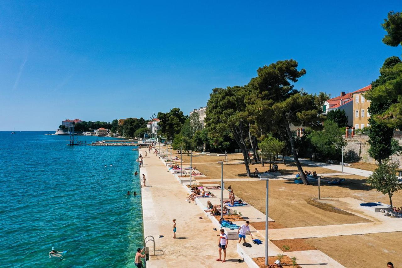 Villa Klaudia With Pool Zadar Bagian luar foto