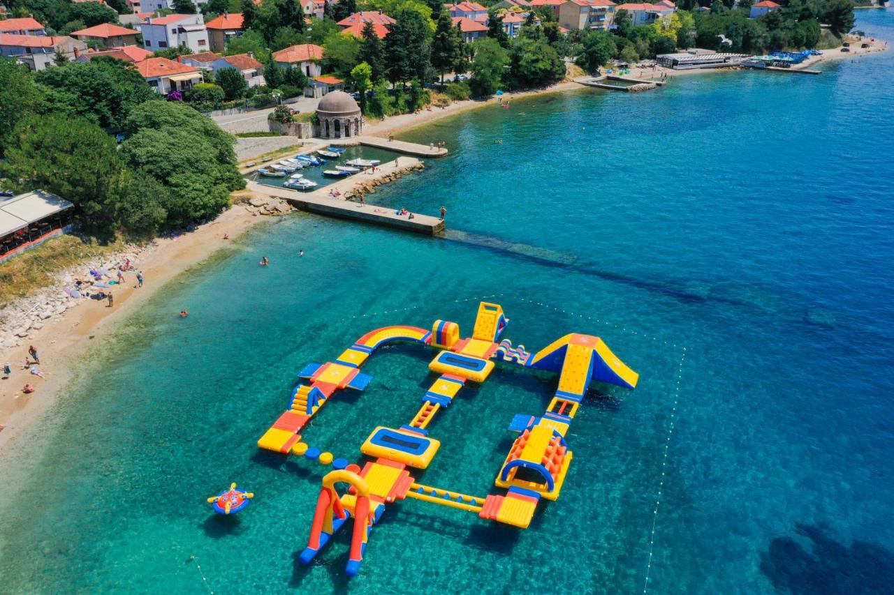 Villa Klaudia With Pool Zadar Bagian luar foto